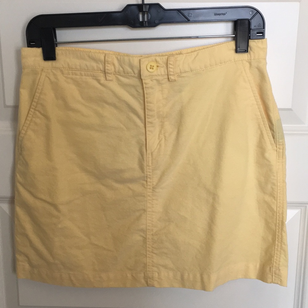 Light yellow mini skirt